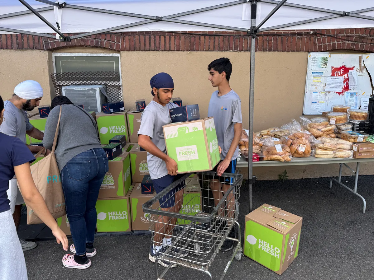 Langar In The Streets — Young Khalsa Boys